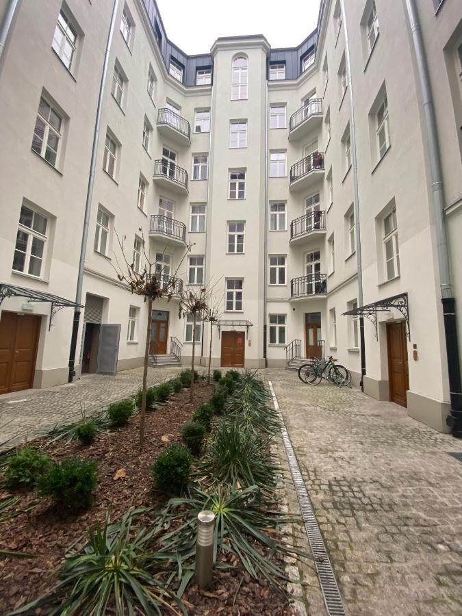 Ak Apartments Varsóvia Exterior foto